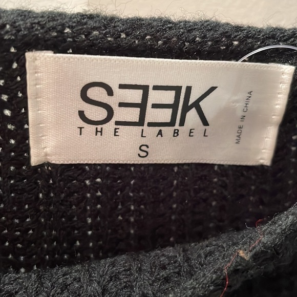 Black Lace Up Front Sweater - Picture 4 of 4